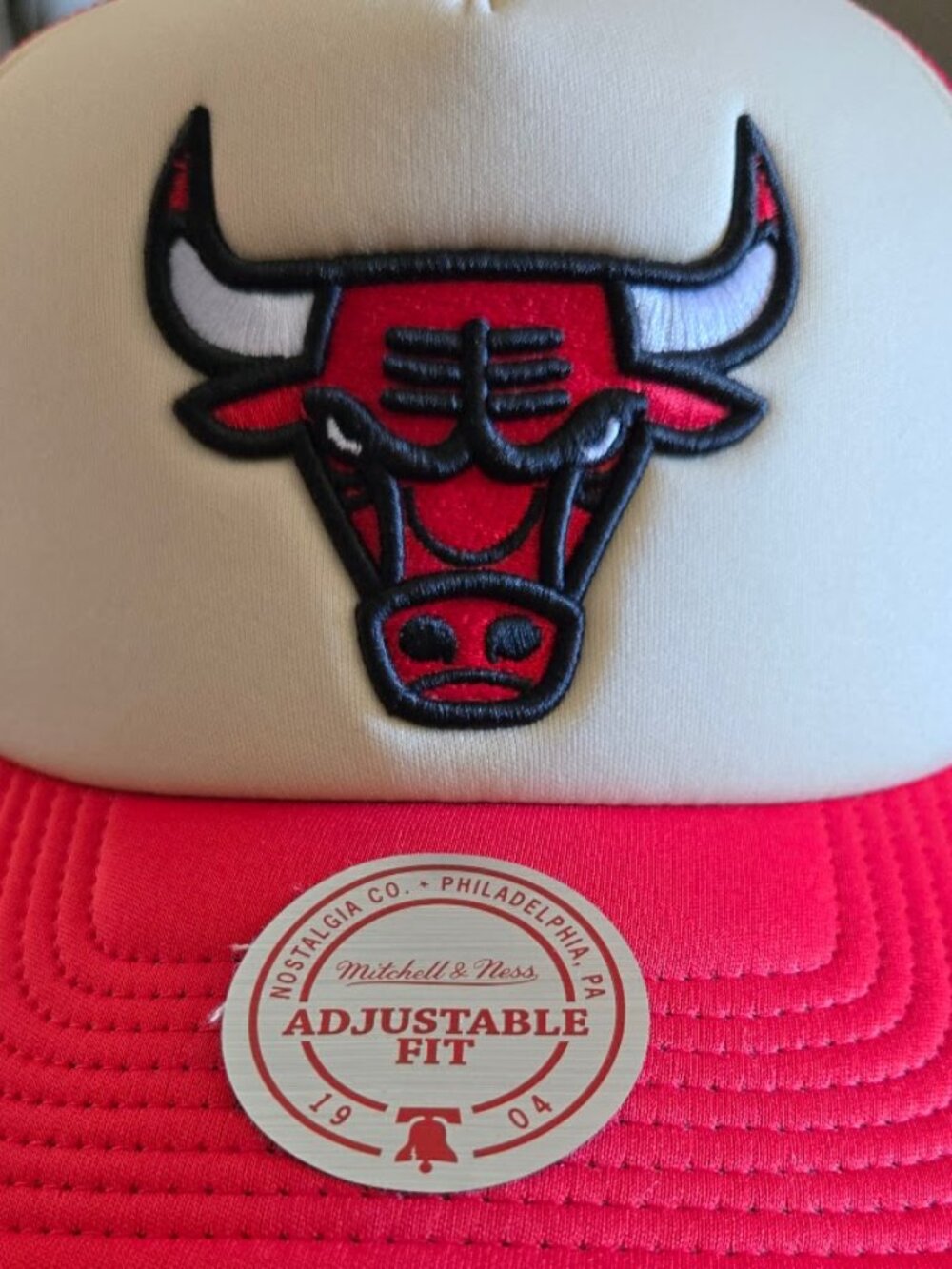 Mitchell & Ness Chicago Bulls Vintage Block Trucker Hat